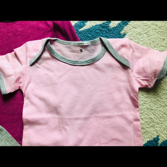 Newborn baby girl Sparewear - Picture 4 of 6